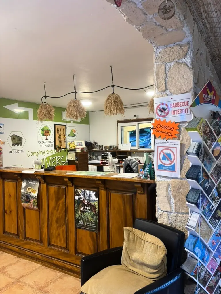 Campsite Universal 3 Csillagok★★★