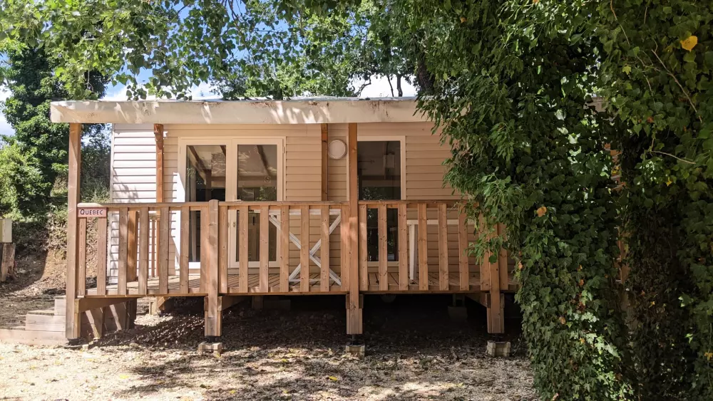 Camping Universal 4 Sterne★★★★