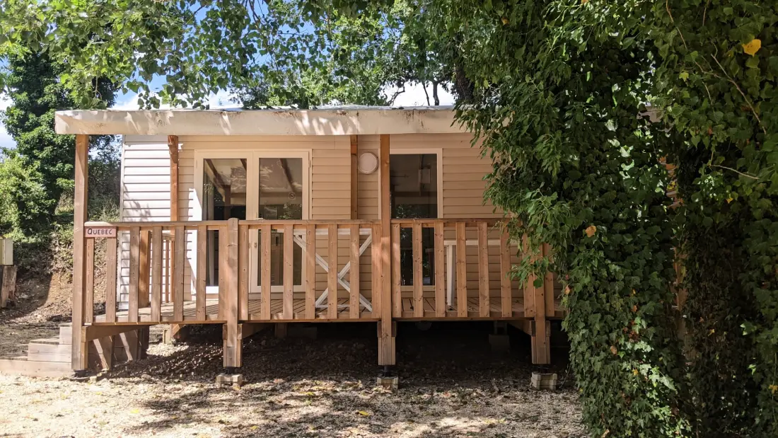 Camping Universal 4 Sterne★★★★