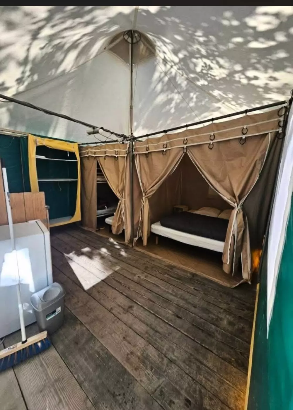 Camping Universal 4 Sterne★★★★