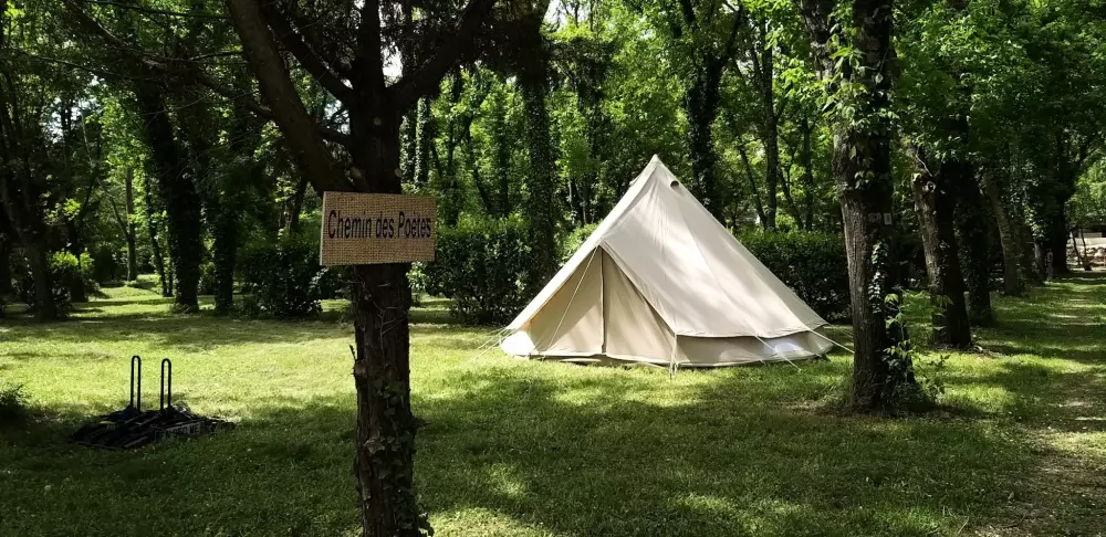 Camping Universal 4 Sterne★★★★