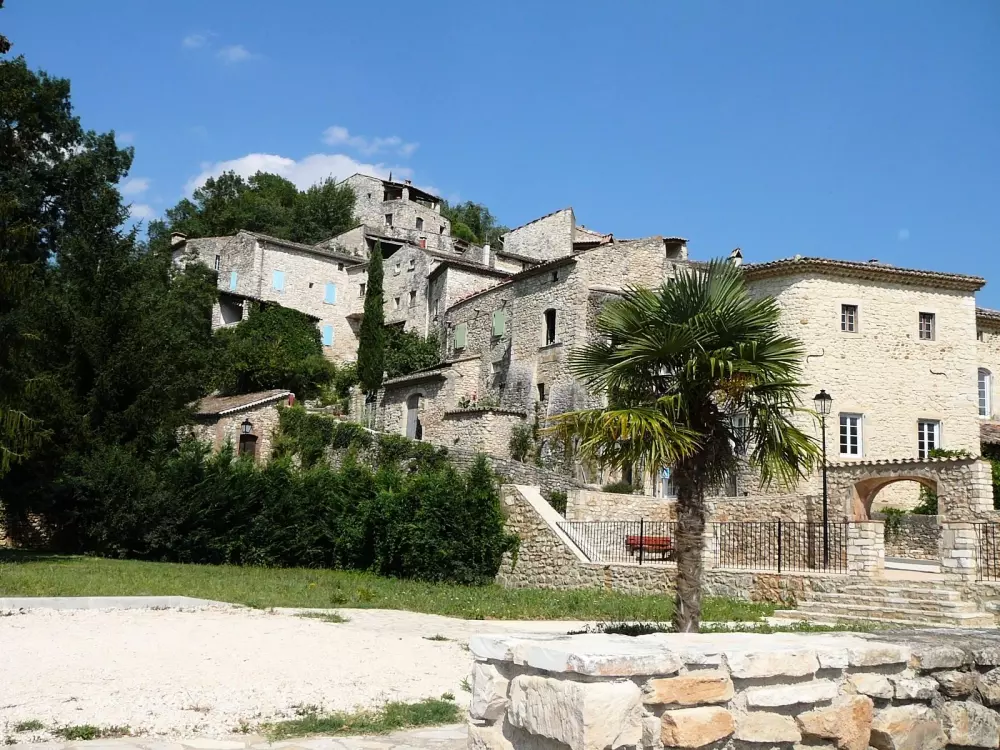 Camping Universal 4 Sterne★★★★