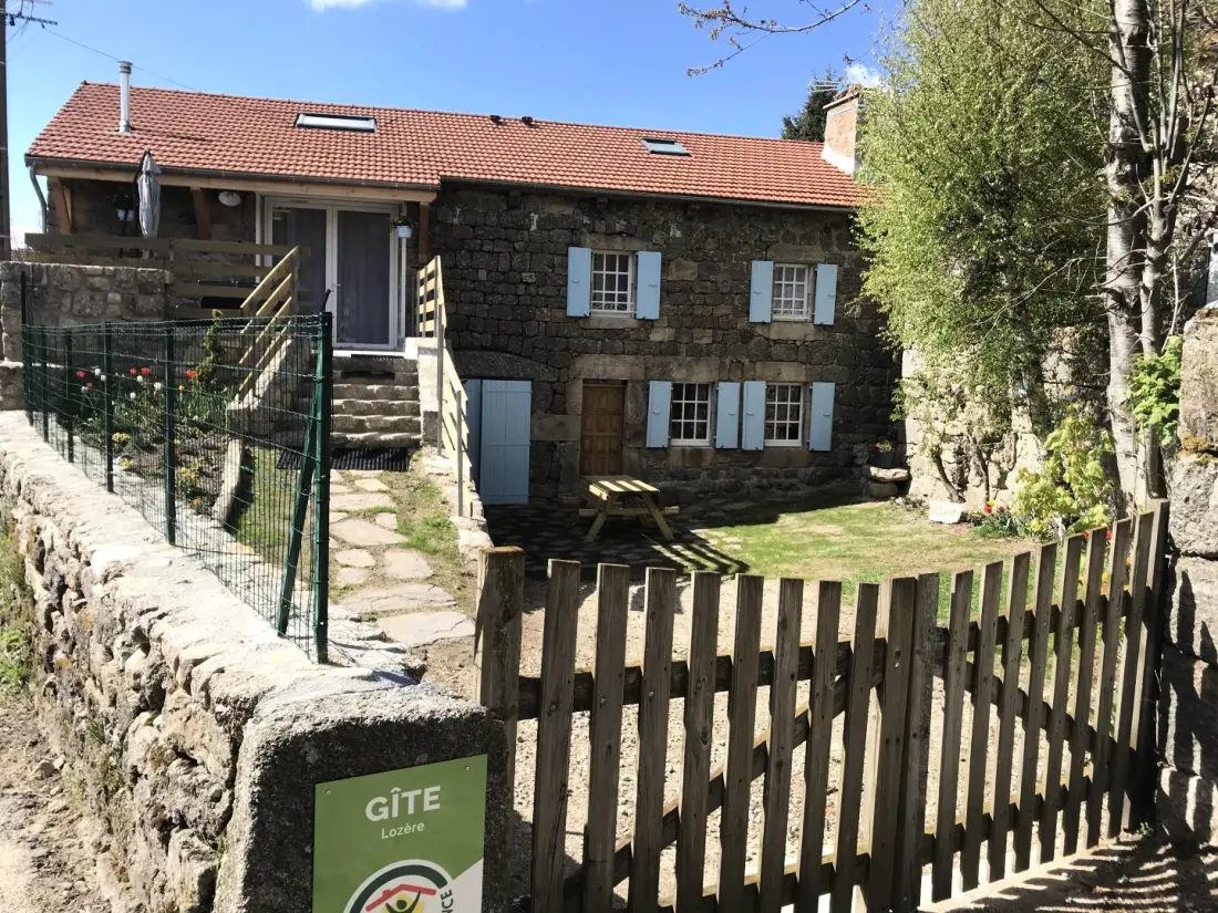 Gîte de France Gîte l'oustaou 4/5 Personen 3 Ohren