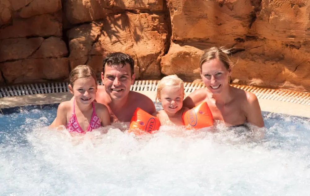 Stel Camping & Bungalow Resort 4 Stars★★★★