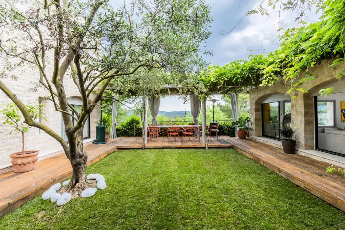 Kiváló villa kilátással, Aix En Provence és Luberon között