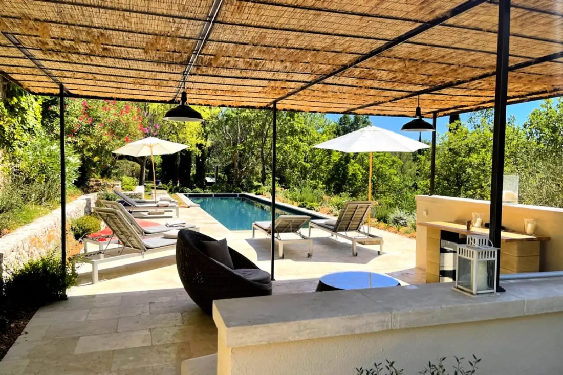 Kiváló villa kilátással, Aix En Provence és Luberon között