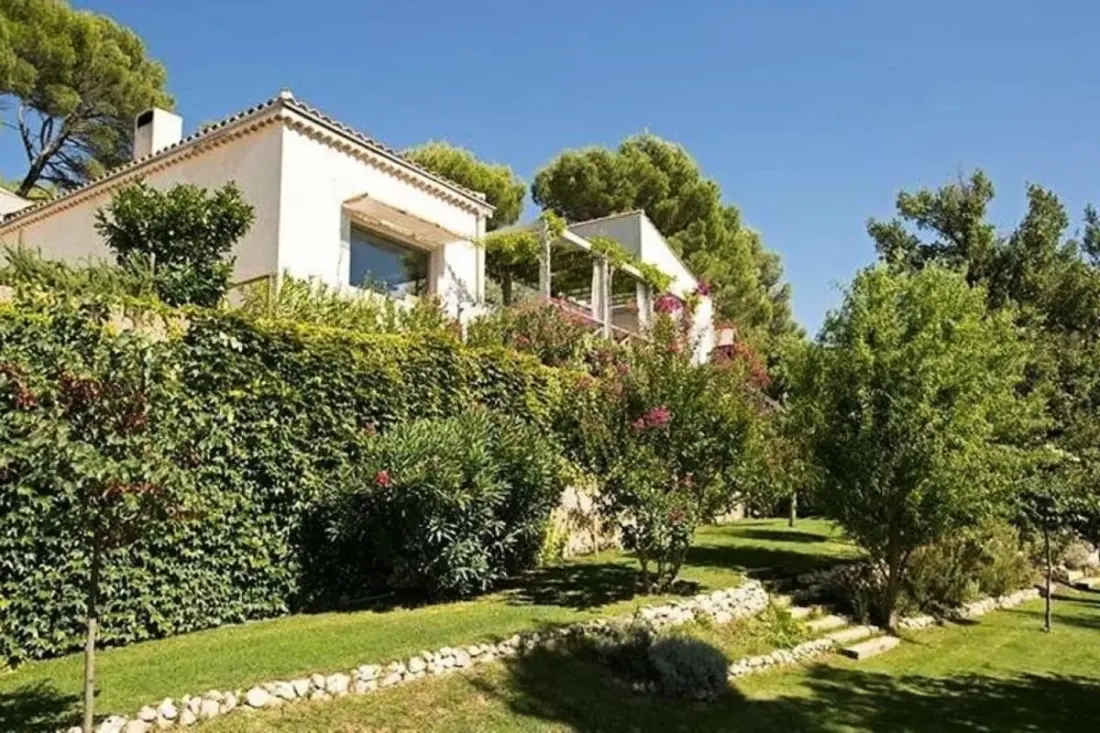 Kiváló villa kilátással, Aix En Provence és Luberon között