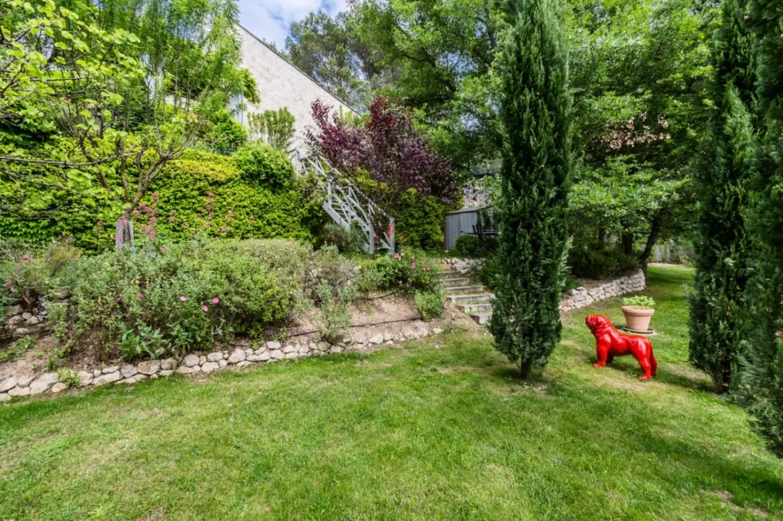 Kiváló villa kilátással, Aix En Provence és Luberon között