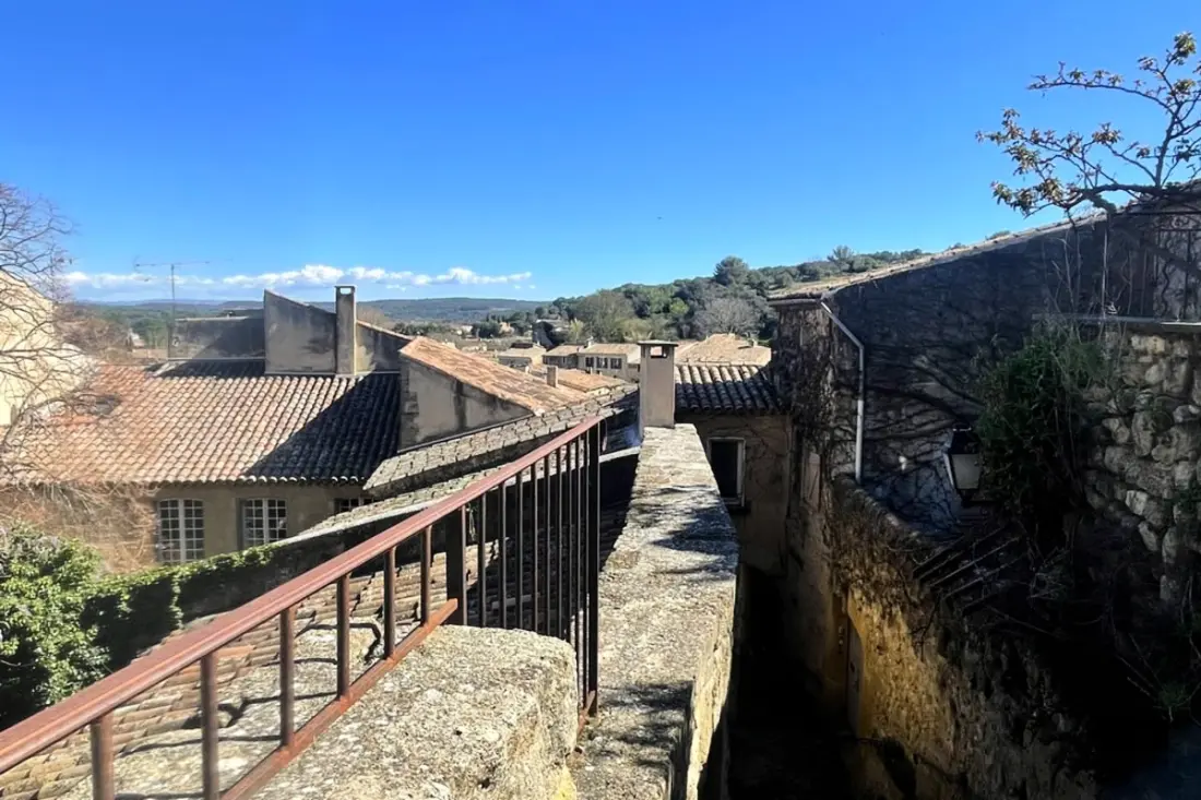 Kiváló villa kilátással, Aix En Provence és Luberon között