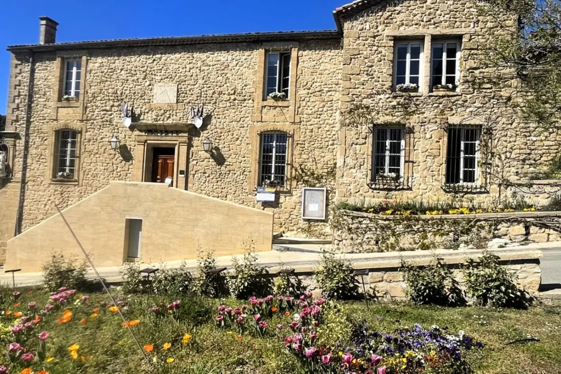 Kiváló villa kilátással, Aix En Provence és Luberon között