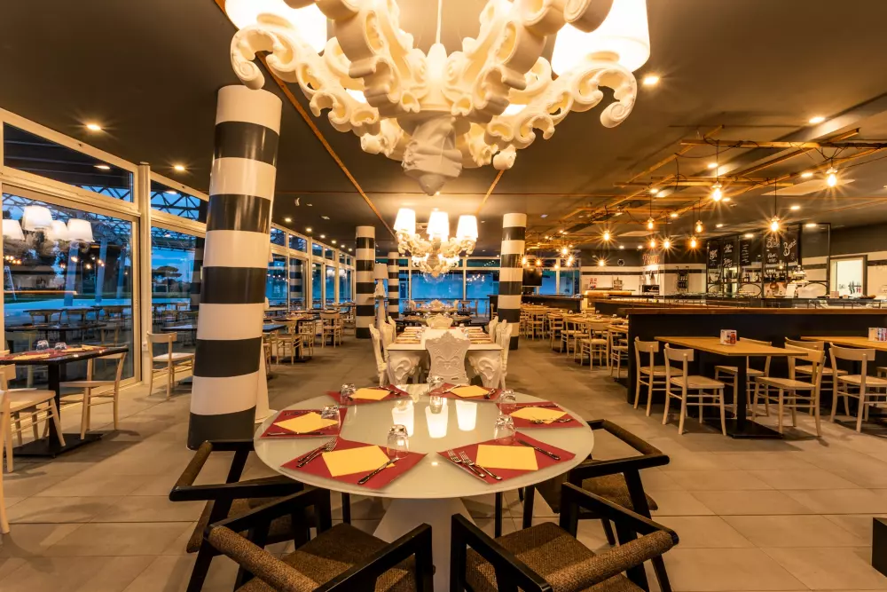 Vacaciones de Baia Roma Capitol 4 Estrellas★★★★