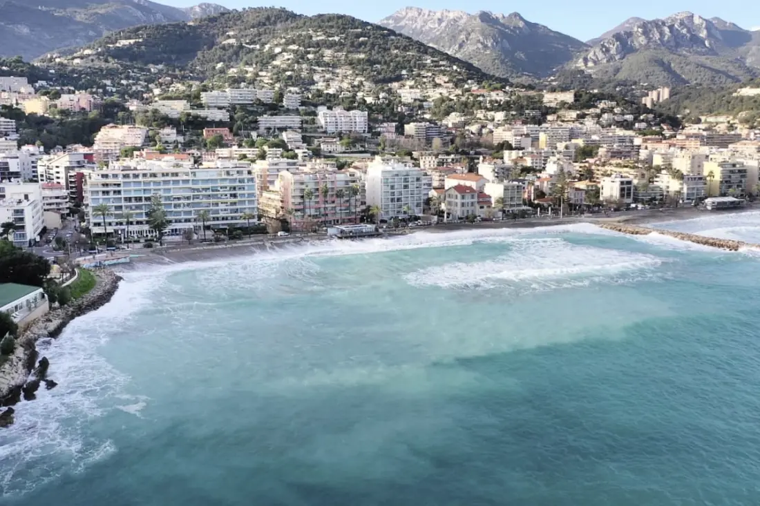 06bq : Studio à Deux Pas Des Plages