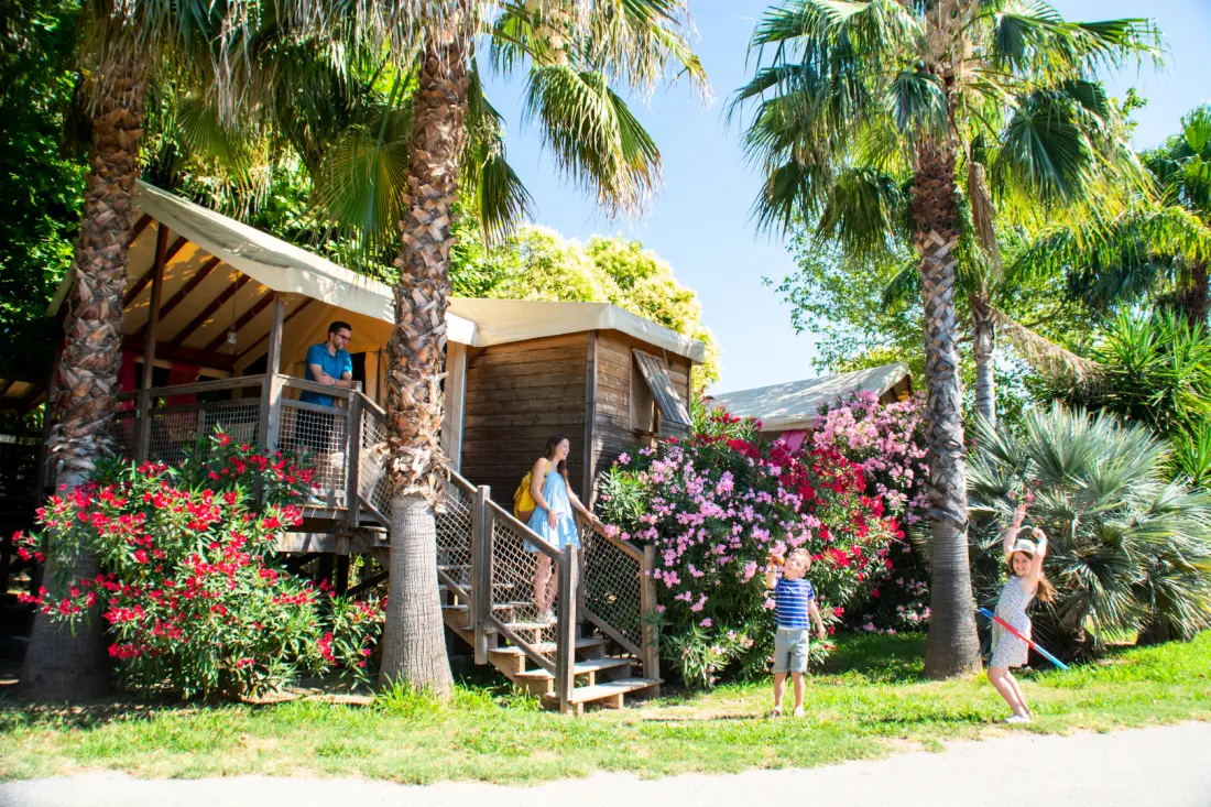 Camping Les Pêcheurs 4 Estrellas★★★★