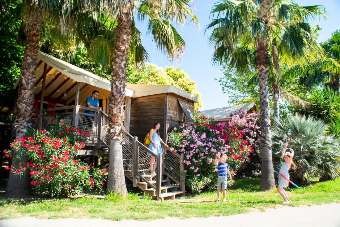 Camping Les Pêcheurs 4 Estrellas★★★★