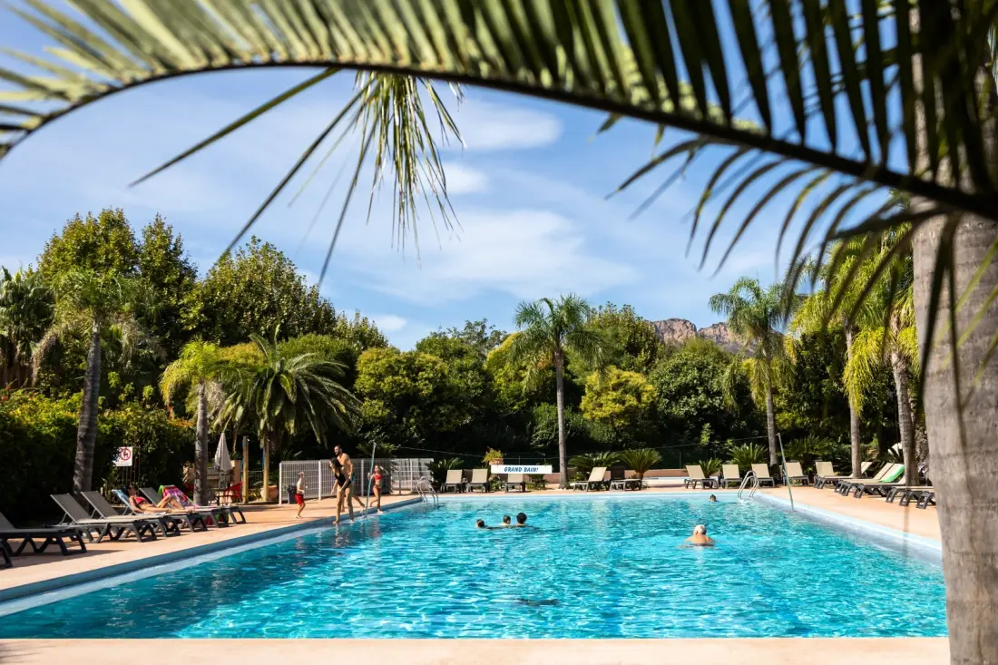 Camping Les Pêcheurs 4 Estrellas★★★★