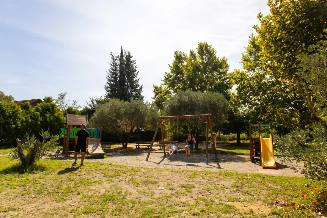 Camping Les Pêcheurs 4 Estrellas★★★★
