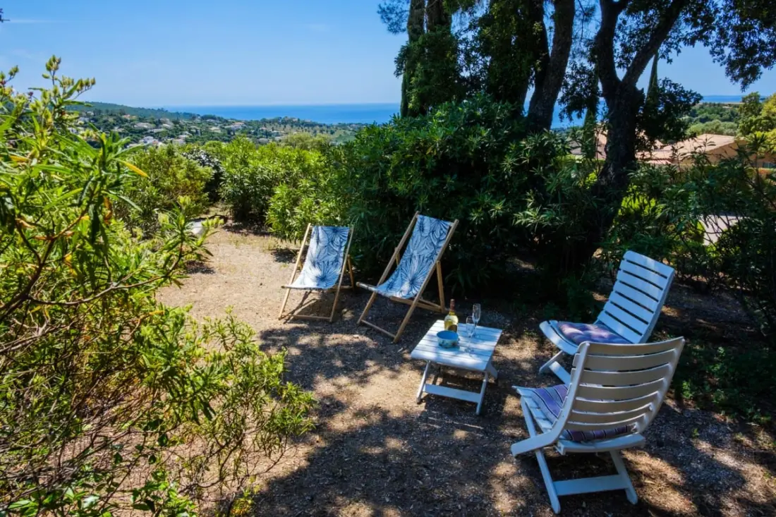 Kis ház View Sea & Pool