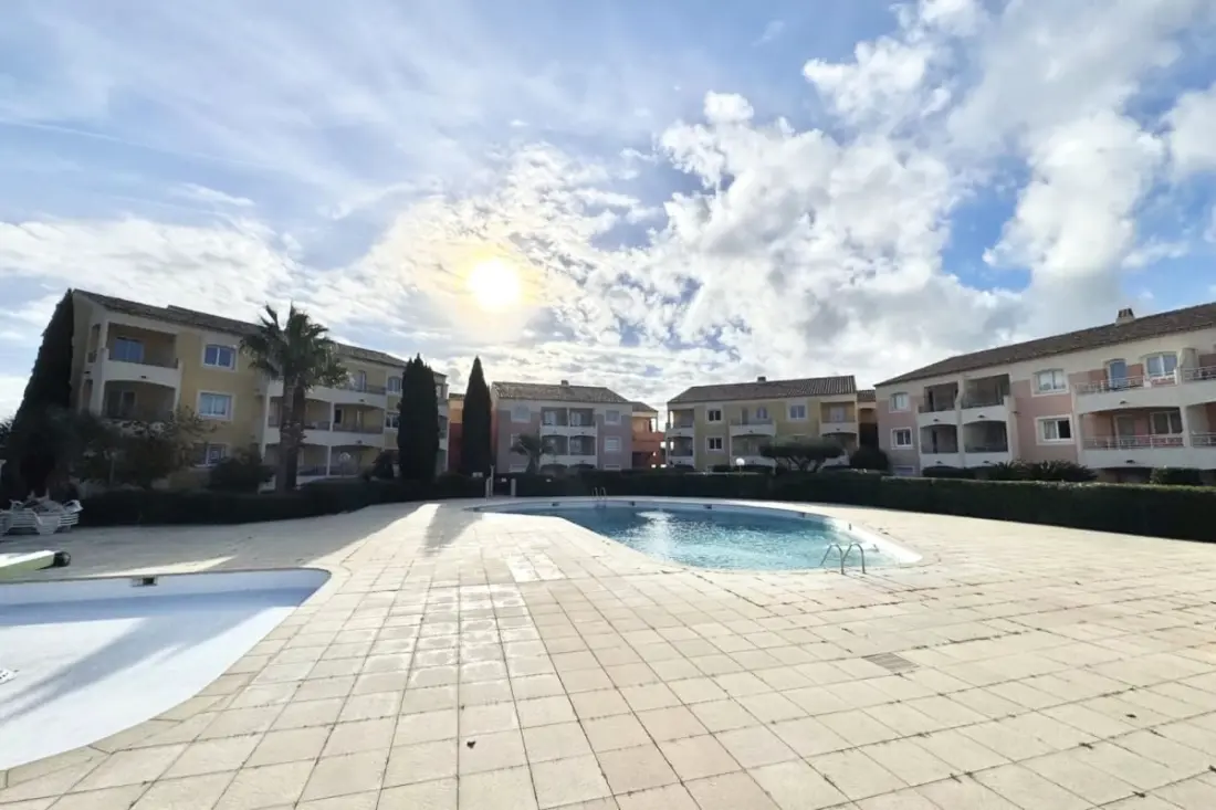 Studio with Terrace and Pool Aux Issambres