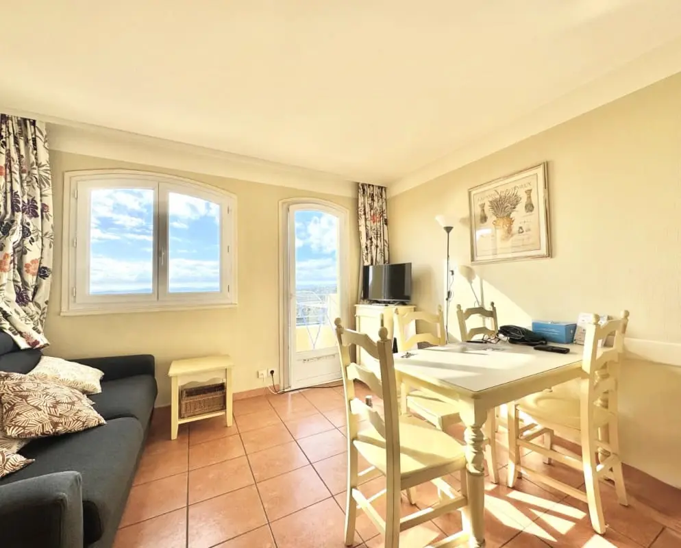 Studio with Terrace and Pool Aux Issambres