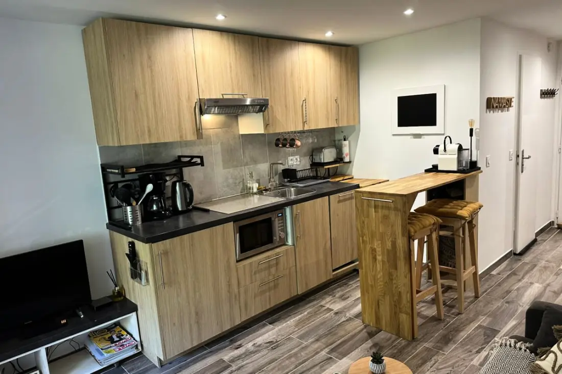 Cosy Studio With Pool And Beach Accessible by Foot