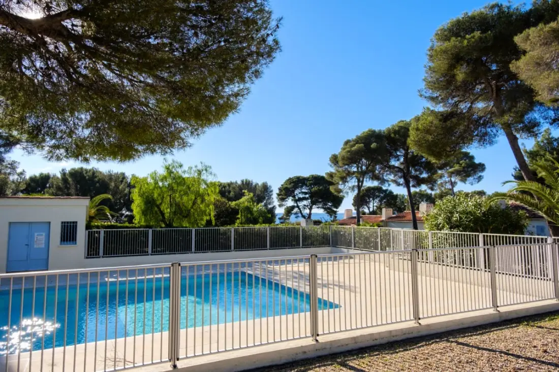 Studio Lumineux à 100 M De La Plage Aux Issambres