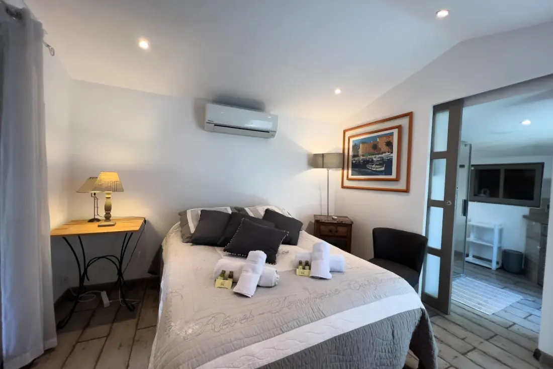 La Cigaliere Piscine, Airco, Sauna Pour 12 Sunset