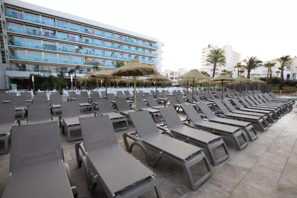 Hotel Pierre & Vacances Roquetas el Palmeral3 Estrellas★★★