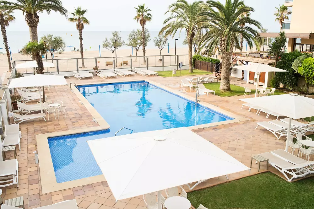 Hotel Pierre & Vacances Monterrey Roses