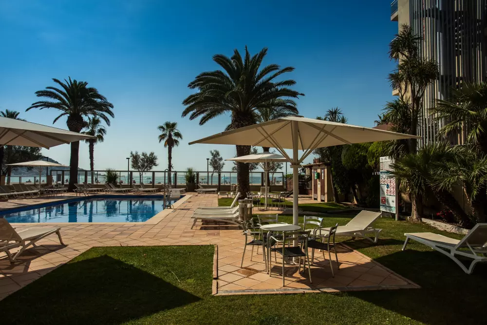 Hotel Pierre & Vacances Monterrey Roses