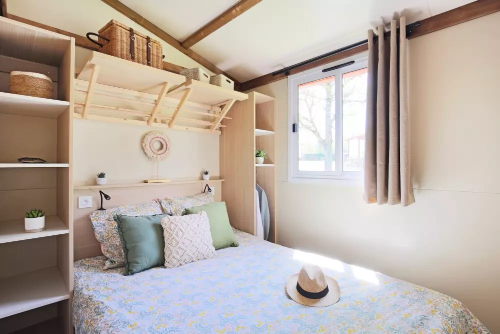 ZAMKNIĘTE HORTENZJE