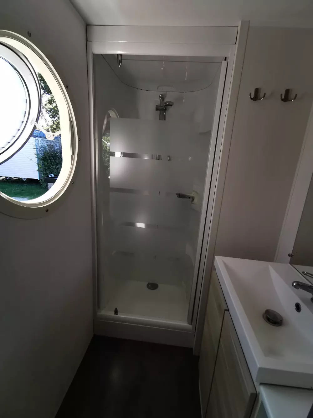 ZAMKNIĘTE HORTENZJE