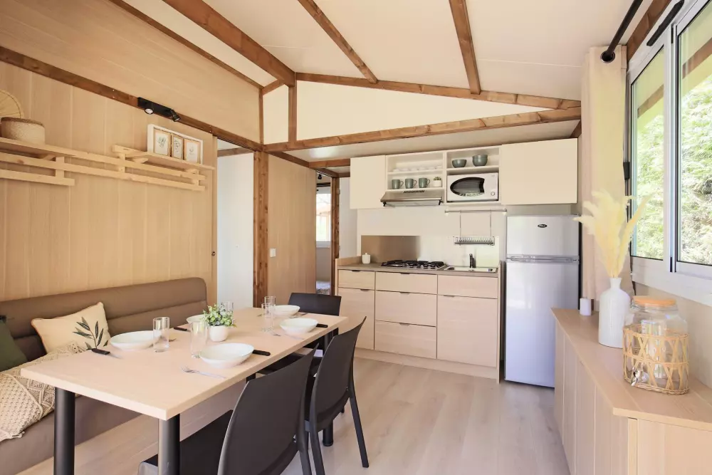 ZAMKNIĘTE HORTENZJE