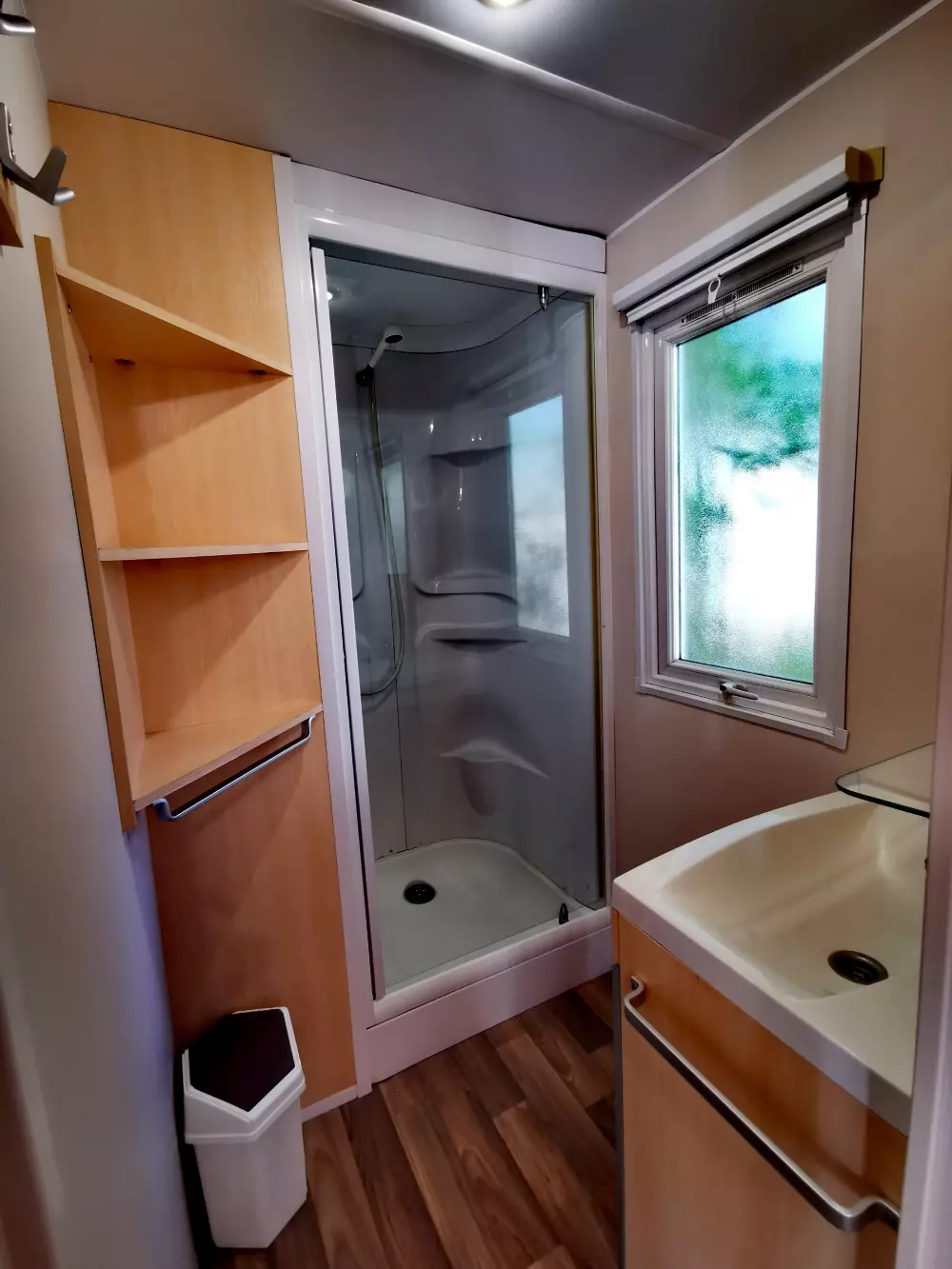 ZAMKNIĘTE HORTENZJE