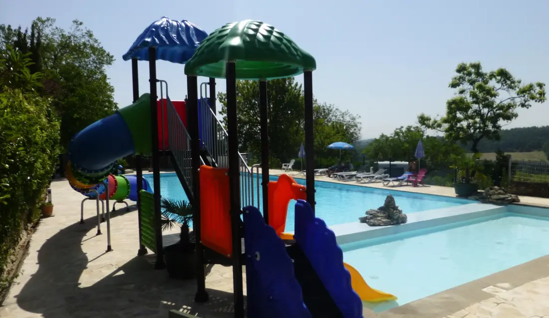 Blumen Camping Les Terrasses de Dordogne 2 Sterne★★