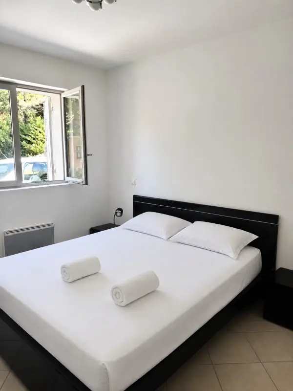 Maison En Pierre Roussillonban - úszómedence és tenisz