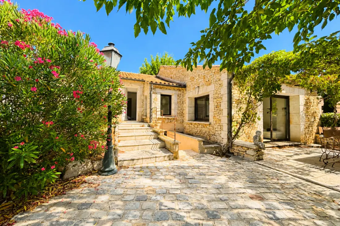 Maison En Pierre Roussillonban - úszómedence és tenisz