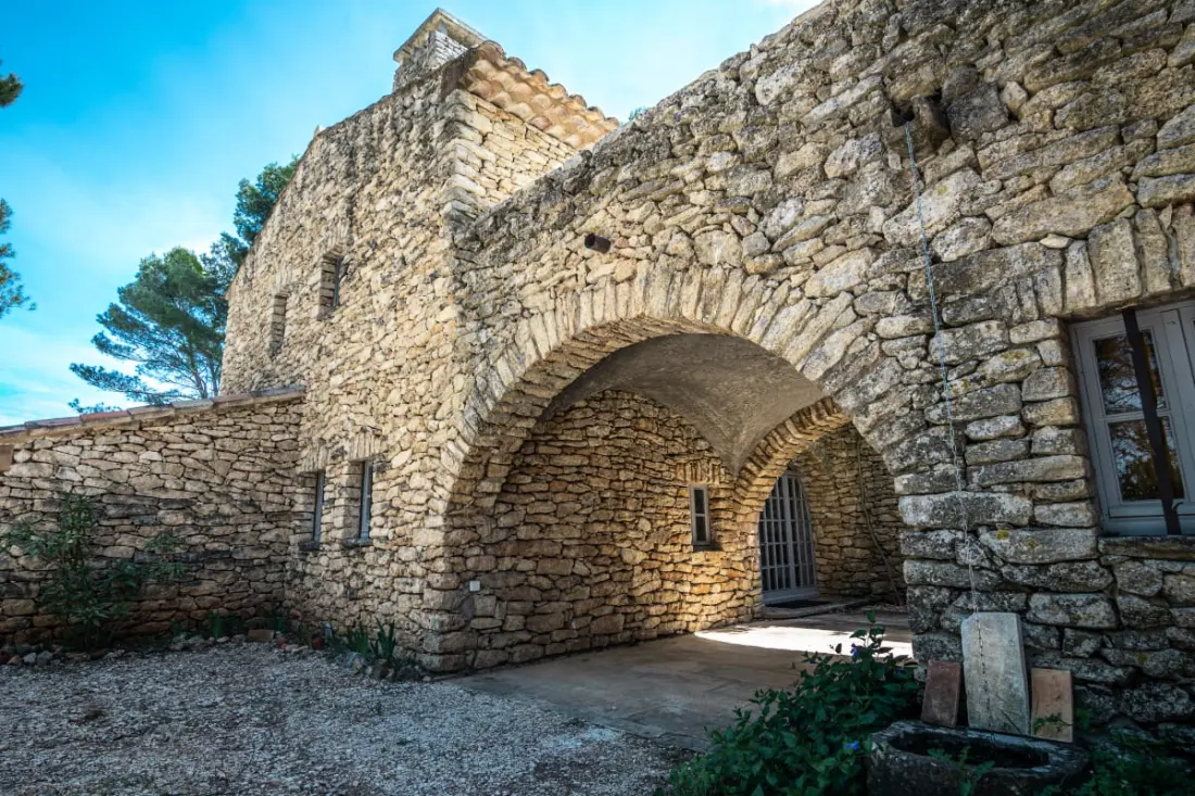 Ház kilátással és medencével Roussillonban