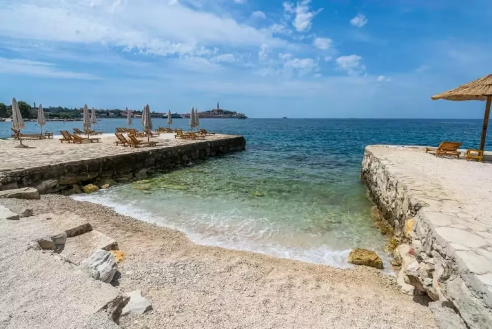 Camping Porton Nature Hideouts 2 Sterren★★