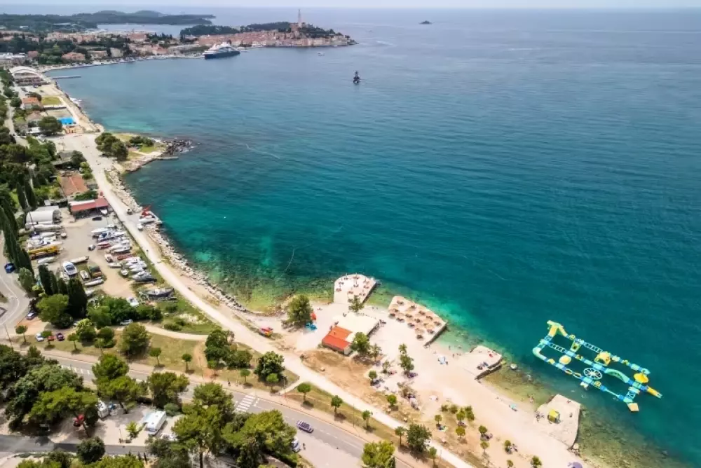 Camping Porton Nature Hideouts 2 Sterren★★