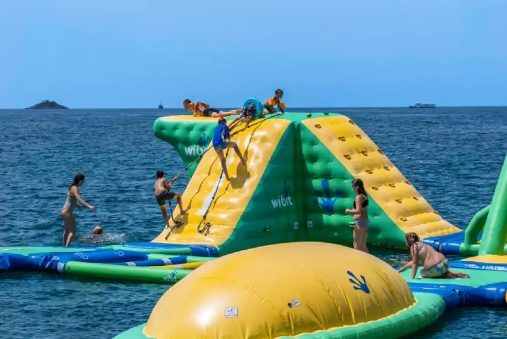 Camping Porton Nature Hideouts 2 Sterren★★