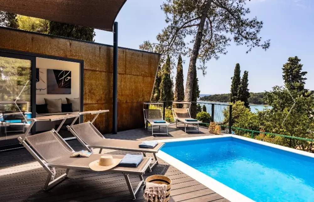 Camping Porton Nature Hideouts 2 Sterren★★