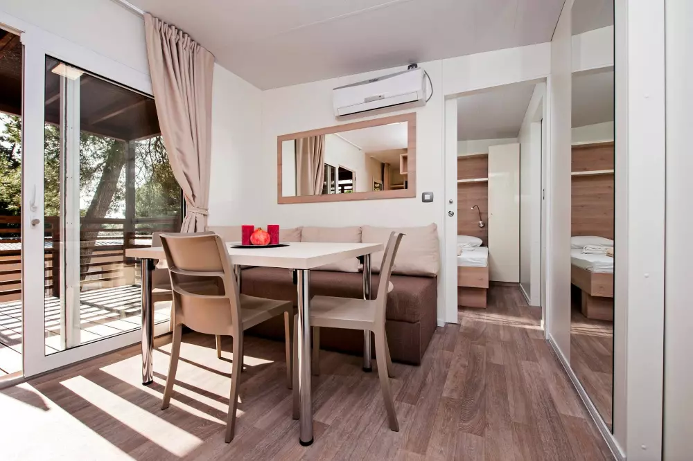 Camping Porton Nature Hideouts 2 Sterren★★