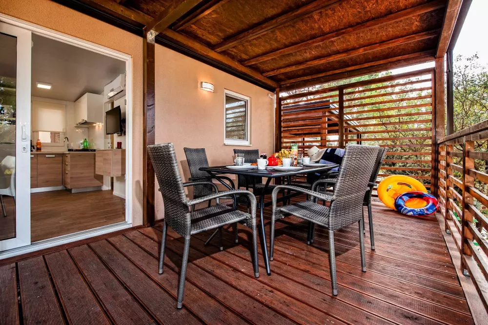 Camping Porton Nature Hideouts 2 Sterren★★