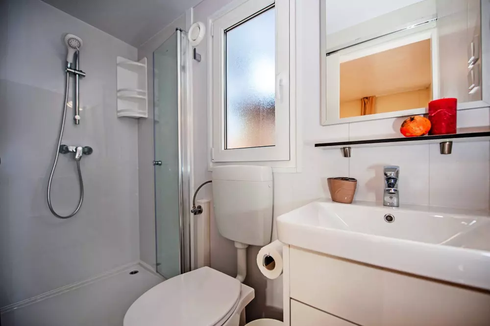 Camping Porton Nature Hideouts 2 Sterren★★