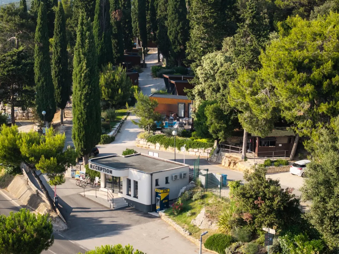 Camping Porton Természet Hideouts 2 Csillagok★★
