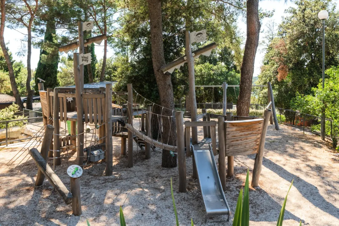 Camping Porton Természet Hideouts 2 Csillagok★★