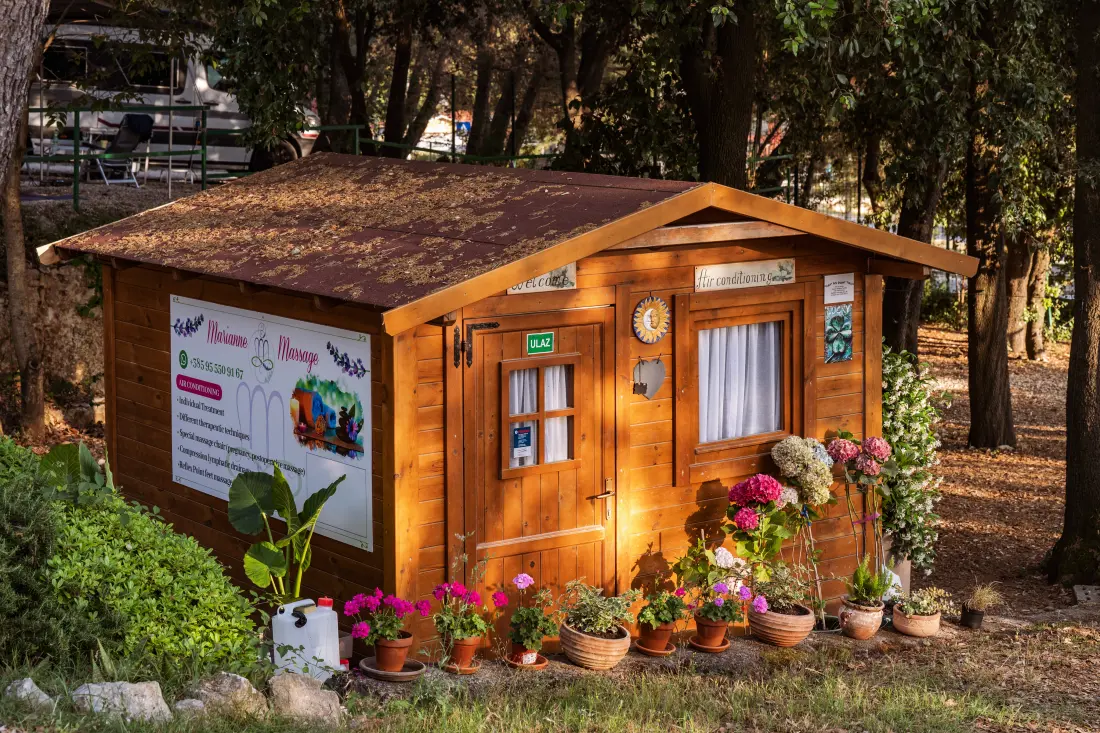 Camping Porton Természet Hideouts 2 Csillagok★★