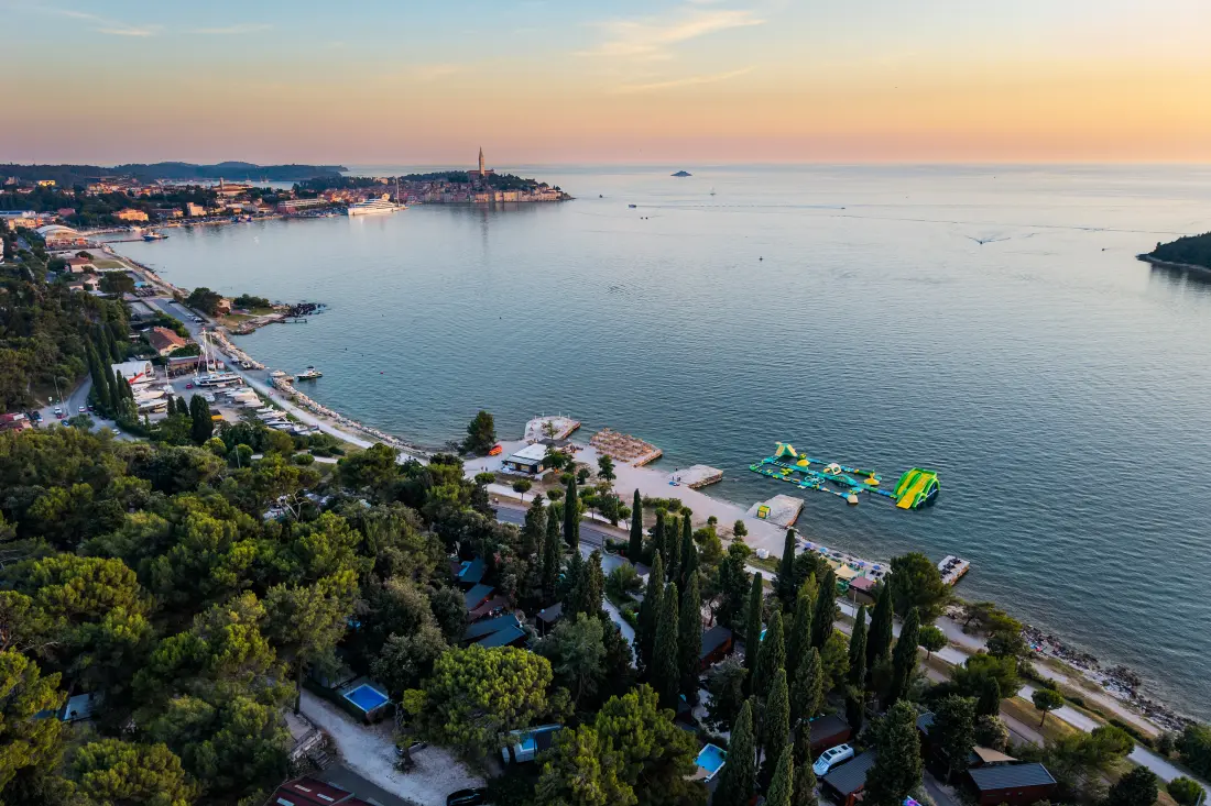 Camping Porton Természet Hideouts 2 Csillagok★★