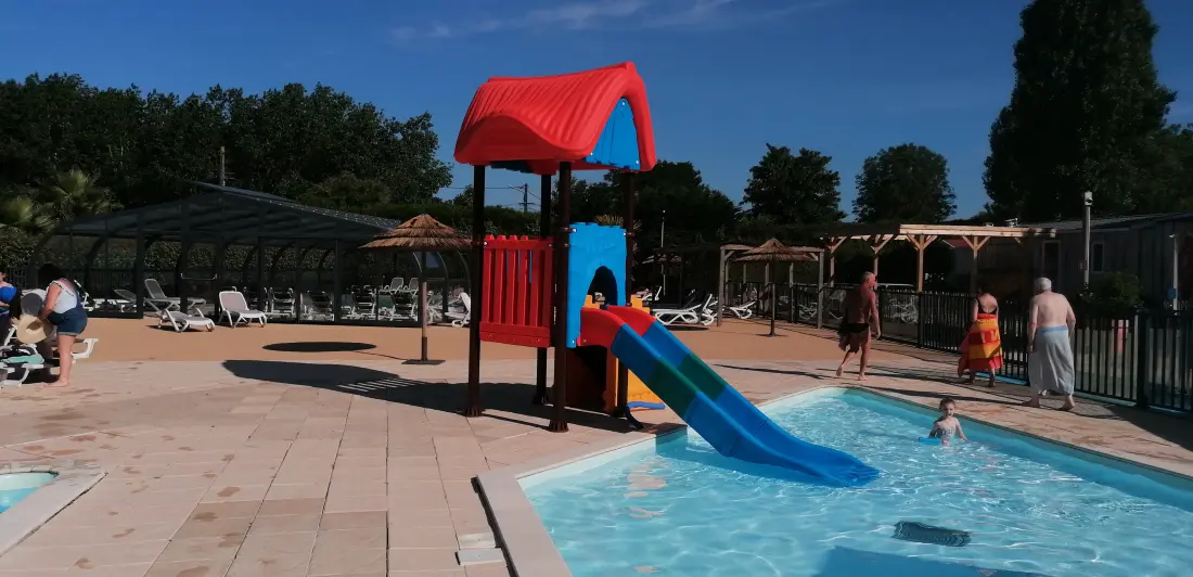 Campingplatz Paradis Les Pins Royan 4 Sterne★★★★