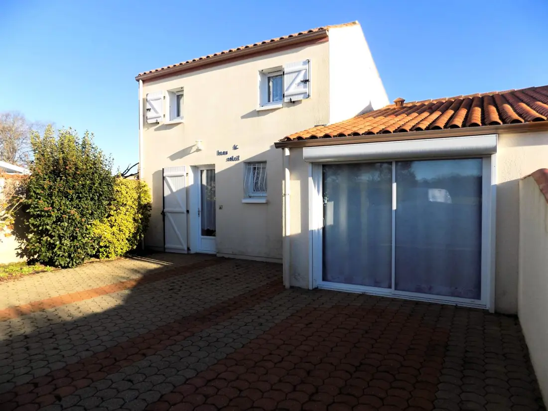 Residence But St06002-st Augustin